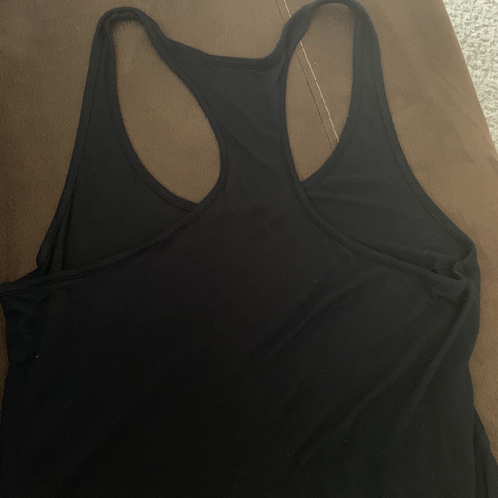 Active Razorback Tank - Picture 2 of 4